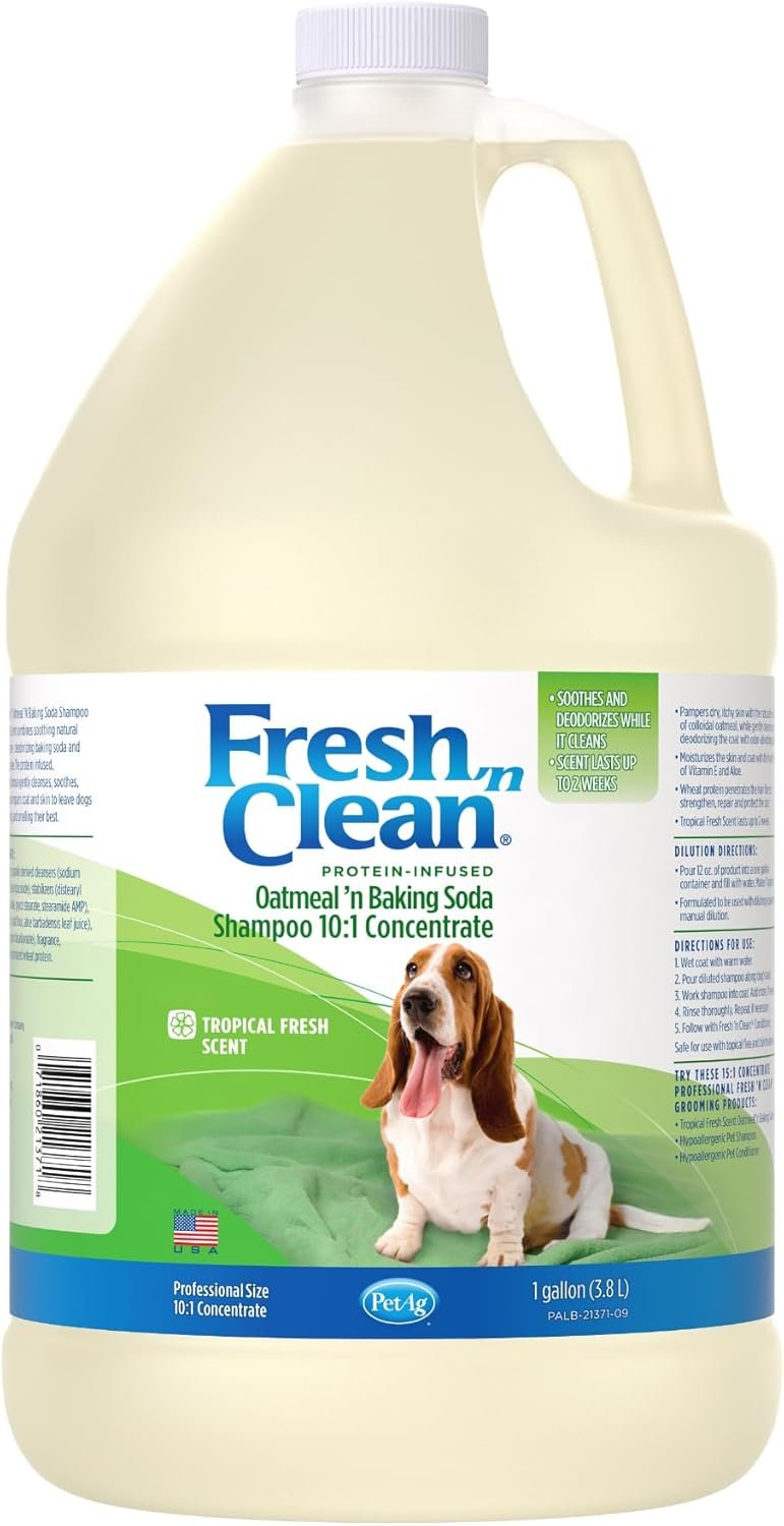 PetAg Fresh ’n Clean Oatmeal ’n Baking Soda Shampoo – Tropical Fresh Scent (10:1 Concentrate) – 1 Gallon – Nurtures Dry, Itchy Skin with Vitamin E & Aloe – Strengthens & Repairs – Soap Free