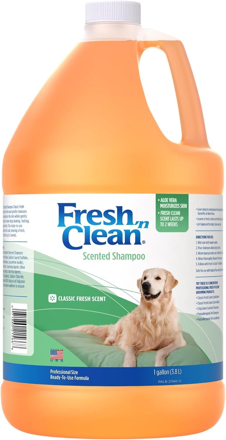PetAg Fresh ’n Clean Scented Shampoo, Classic Fresh Scent – 1 Gallon – Moisturizes with Vitamin E & Aloe Vera – Strengthens & Repairs Coats – Soap Free