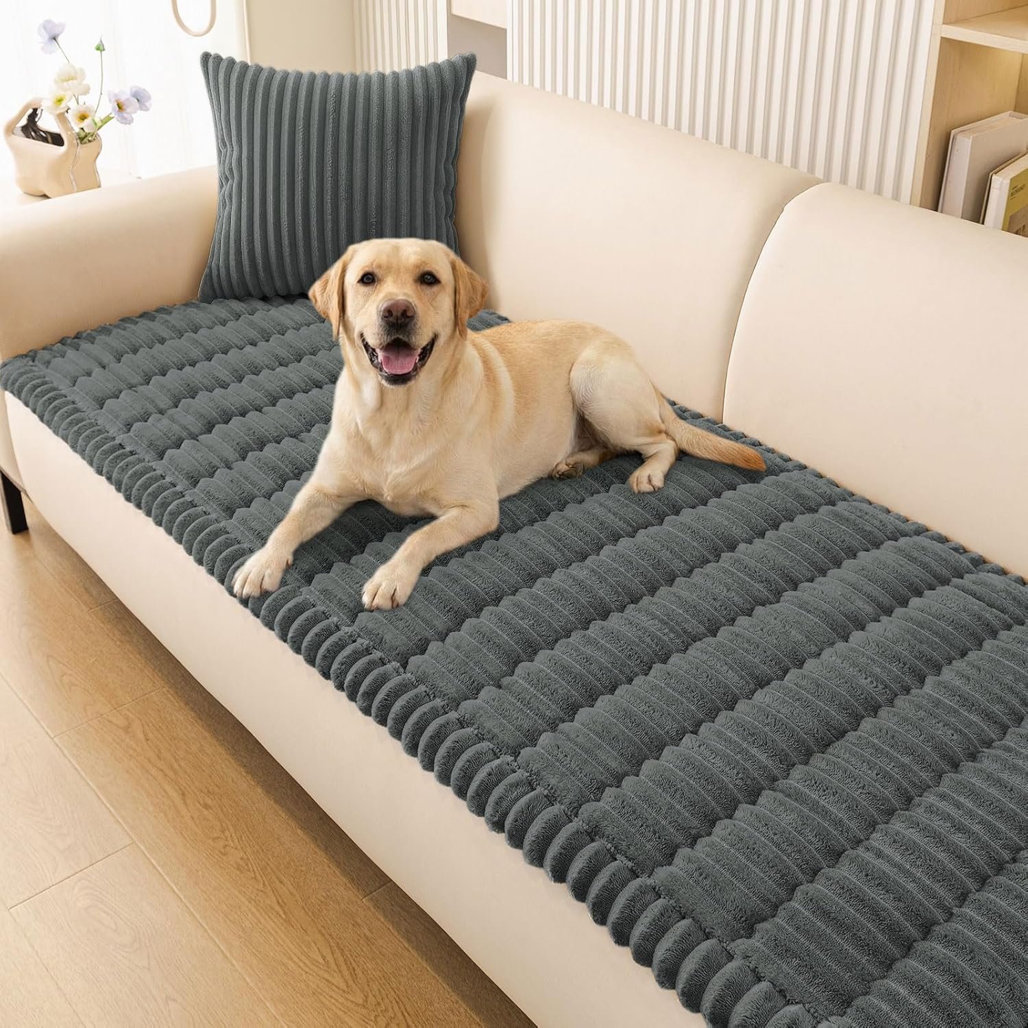 Smiry Couch Cover for Dogs, Non Slip Washable Sofa Protector for Pets, Soft Furniture Cover for Pet, Stylish Sofa Covers, Cozy Protect Against Fur, Dirt & Everyday Messes (Dark Grey, 27.6″ x 59″)